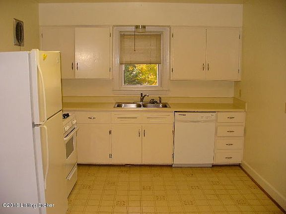 5th image of 1884 Richmond Dr
