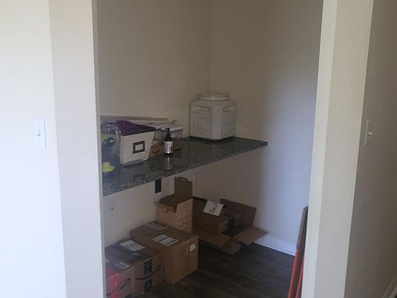 3rd image of 1000 SW 52nd Ave #V137