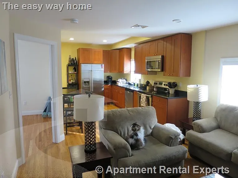 60 William St #1 — Photo 2