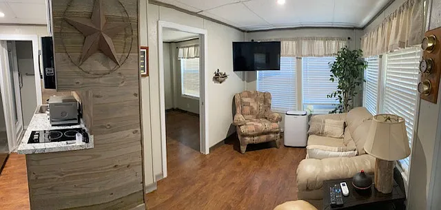 1 bed, 350 sqft, $900 — Photo 3