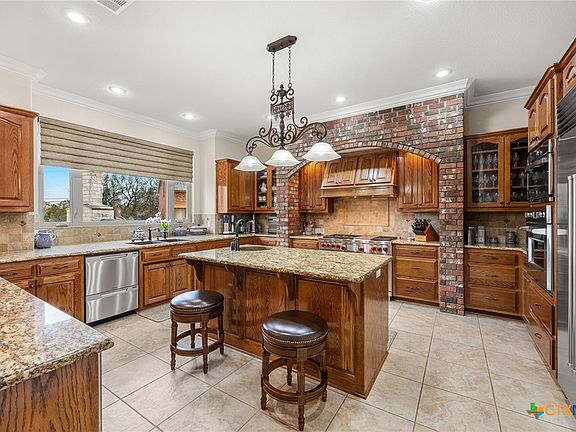 3rd image of 3202 Eagle Rdg