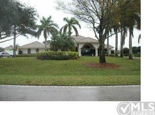 2400 Greenbriar Blvd, Wellington, FL 33414