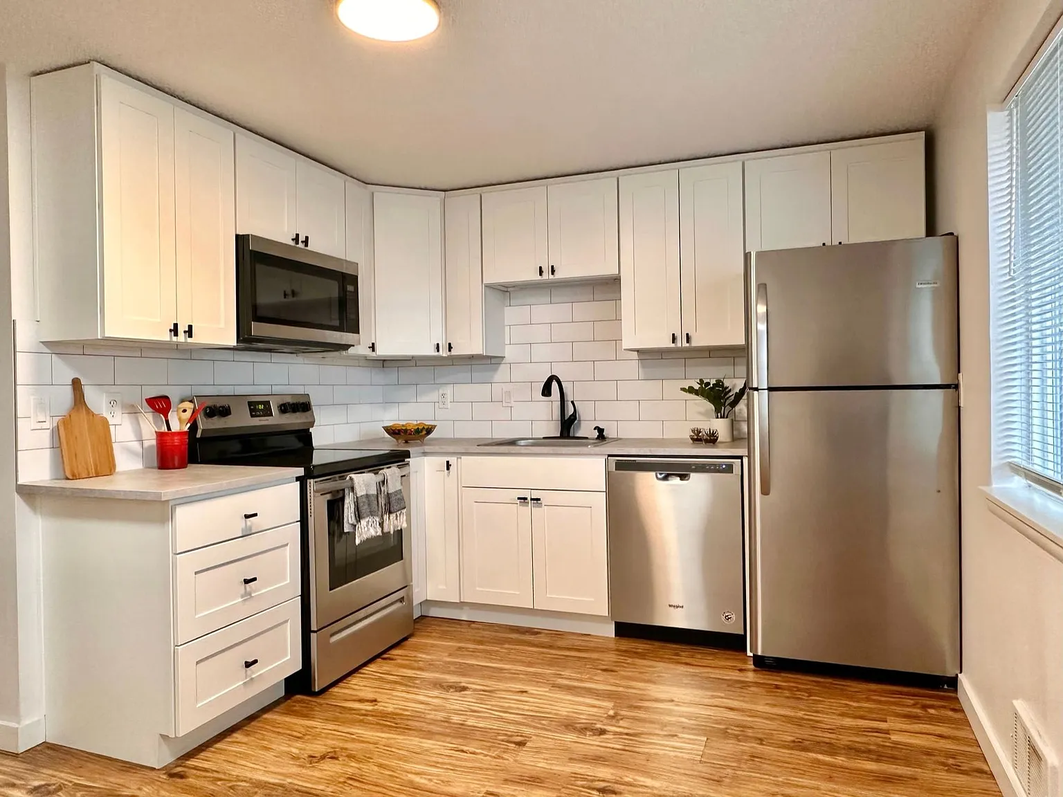 Parkview Apartments — Photo 4