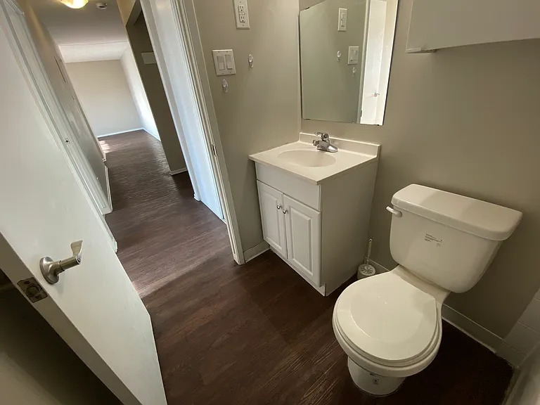510 Burnell St #310 — Photo 14