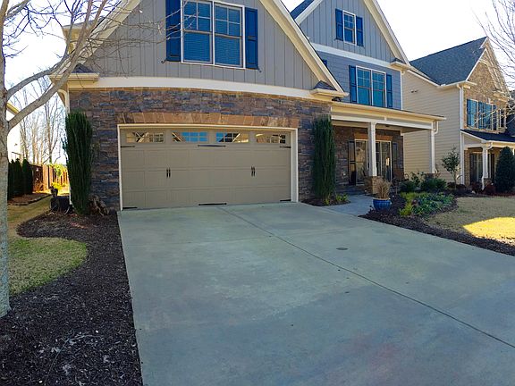 NEW roof/FRESHLY painted ext