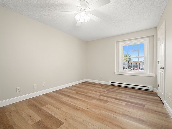 5th image of 236 Urbandale Pkwy #236