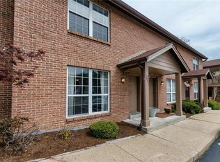 10561 Silkwood Ct, Saint Louis, MO 63114
