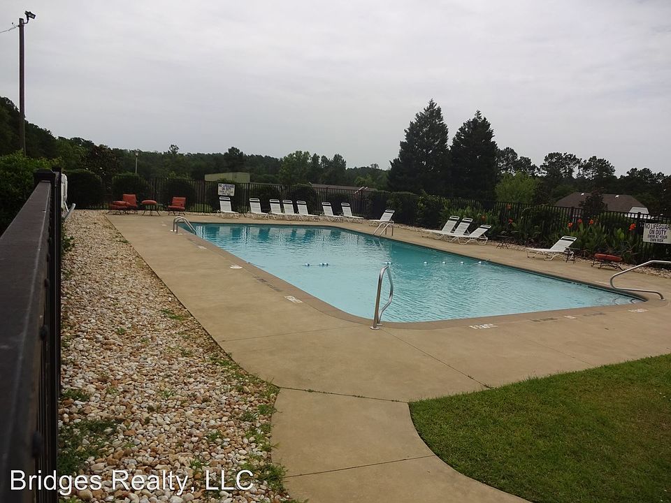 1st image of 2662 Coventry Dr #C