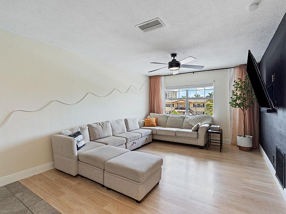 3rd image of 299 SW 7th St #2060