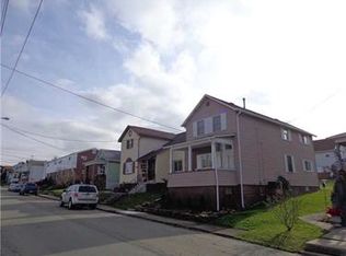 1023 Lilac St, Natrona Heights, PA 15065