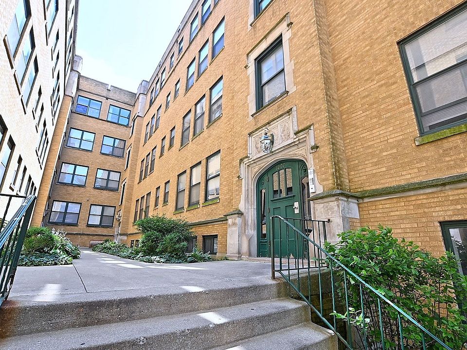 1st image of 7207 S Yates Blvd APT 3A