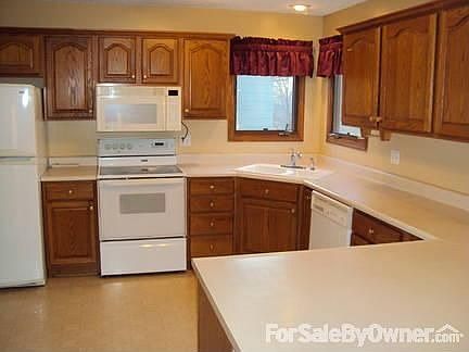 Spacious open kitchen