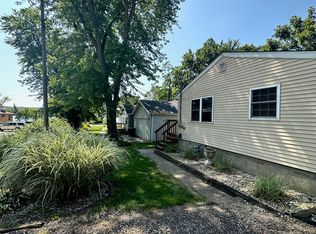 N3155 Iris Rd, Lake Geneva, WI 53147
