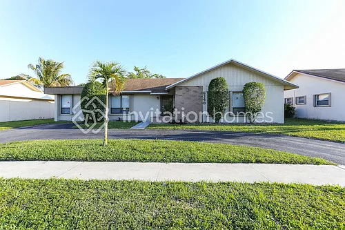 6340 SW 7th St Photo 1
