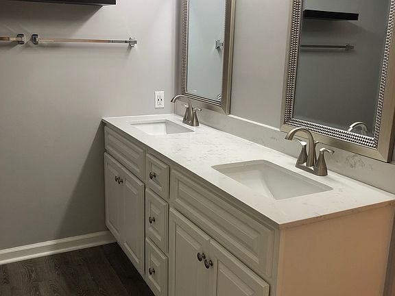 3rd image of 8600 Olde Colony Trl APT 113