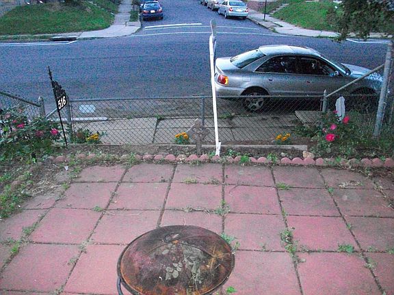 3rd image of 516 E Ashdale St