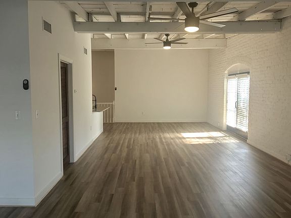 5th image of 1411 E Cary St APT 302