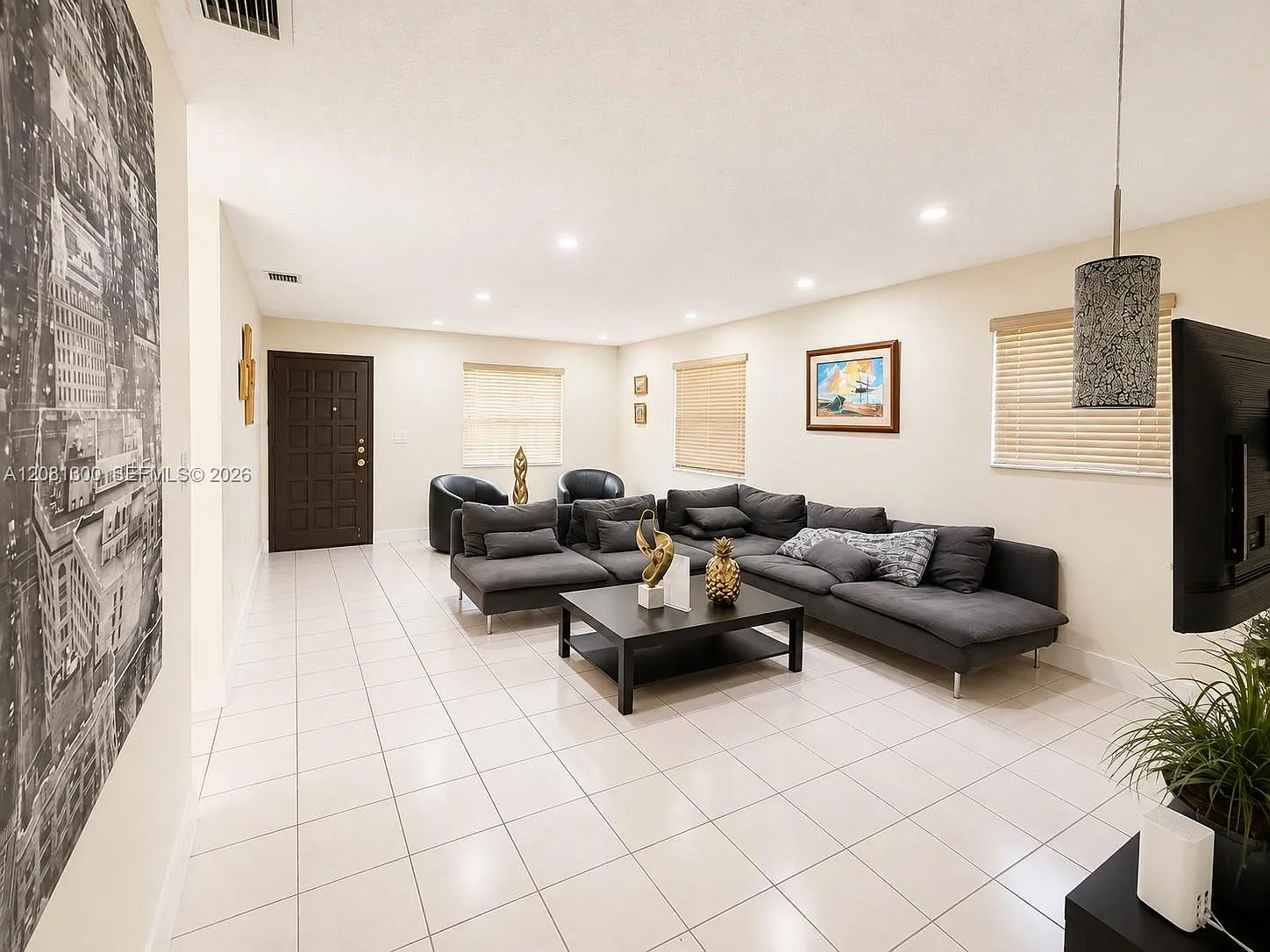 Coral Way Park Sec B — Photo 3