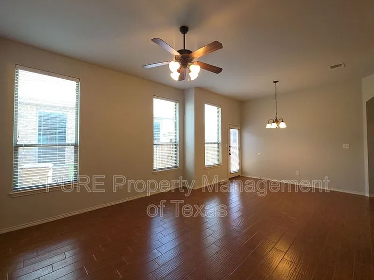 1504 Muirfield Bend Dr #A — Photo 10