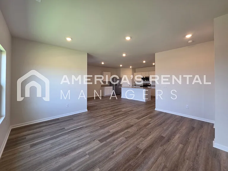 177 Keller Dr — Photo 37