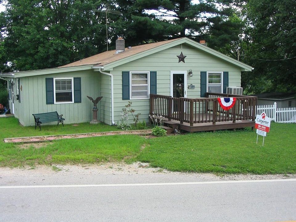 Front w/Deck