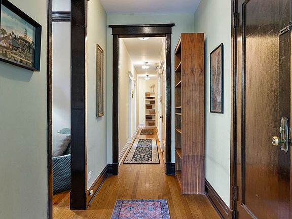 2nd image of 711 Washington Blvd APT 2E