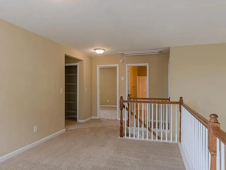 3775 Silver Springs Rd — Photo 18