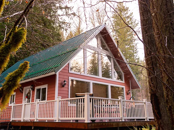 112 Fairway Dr, Packwood, WA 98361