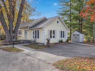 25033 W Claridan Ave, Antioch, IL 60002