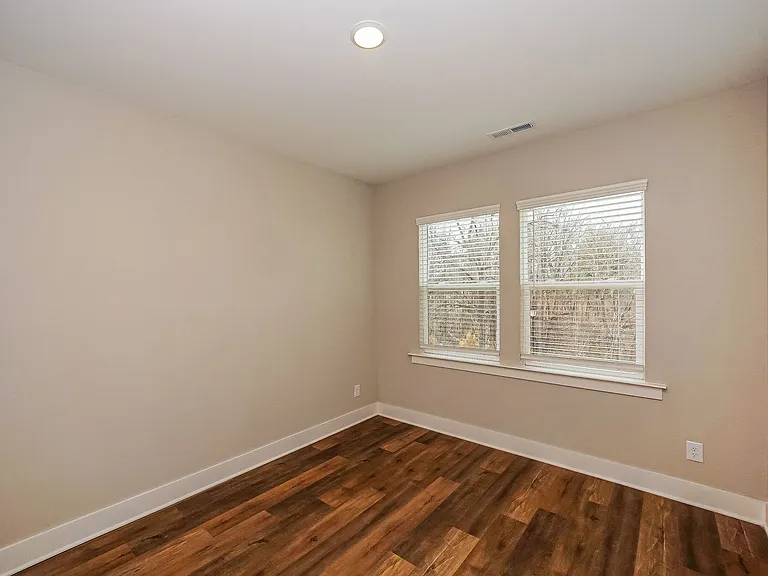 143 Carriage Club Dr #104 — Photo 12