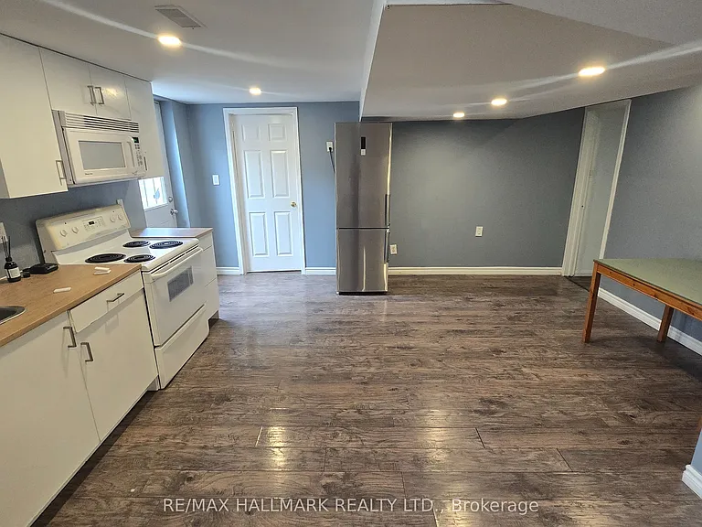 40 Brookmill Dr #LOWER LEVEL — Photo 20