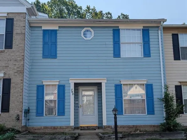 702 Wind Ridge Dr, Stafford, VA 22554