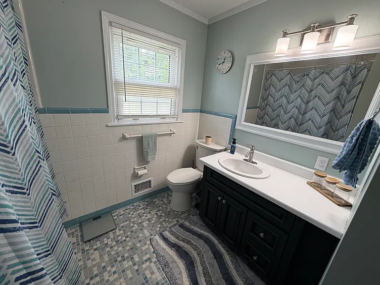 11004 Lehr Rd — Photo 25