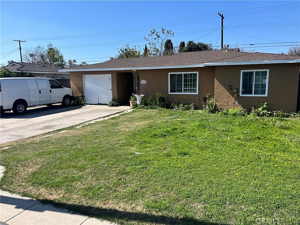 1st image of 2153 S Oertley Dr