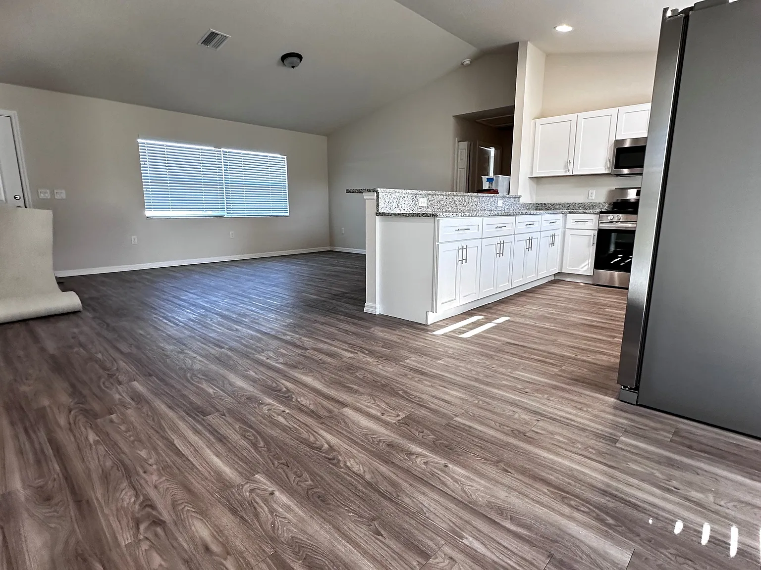 3 bed, 1753 sqft, $1,700 — Photo 4
