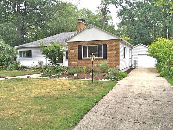 2nd image of 3500 Hiawatha Dr
