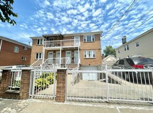14931 15th Dr FLOOR 2, Whitestone, NY 11357