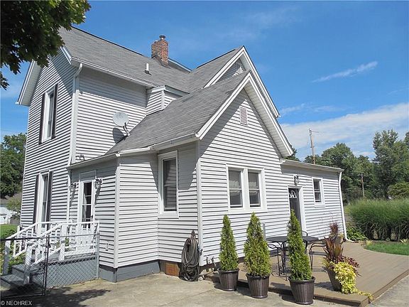 3rd image of 510 E Highland Ave