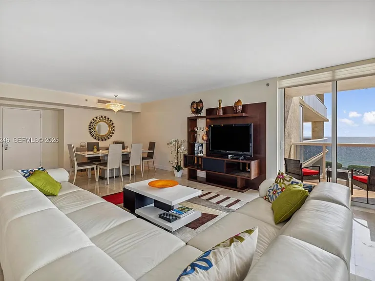 1800 S Ocean Dr #1005 — Photo 11