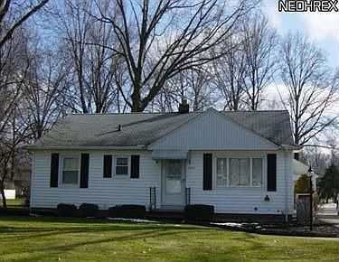 1st image of 27517 Dunford Ave
