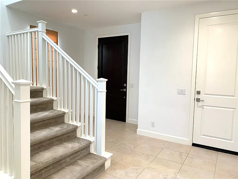 107 Yuba — Photo 4