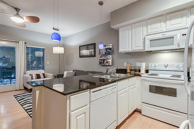1st image of 4108 Office Pkwy APT 122