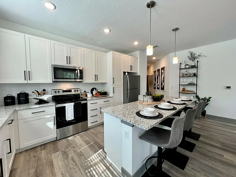 Addison Longwood Kindred 2x2 Kitchen Space