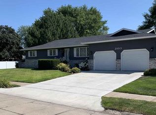 2103 31st St, Columbus, NE 68601