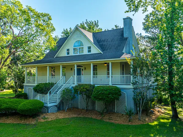 1557 Regimental Ln, Johns Island, SC 29455