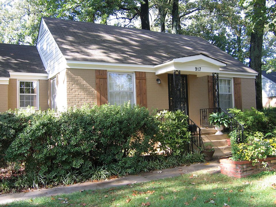 1st image of 917 Robin Hood Ln