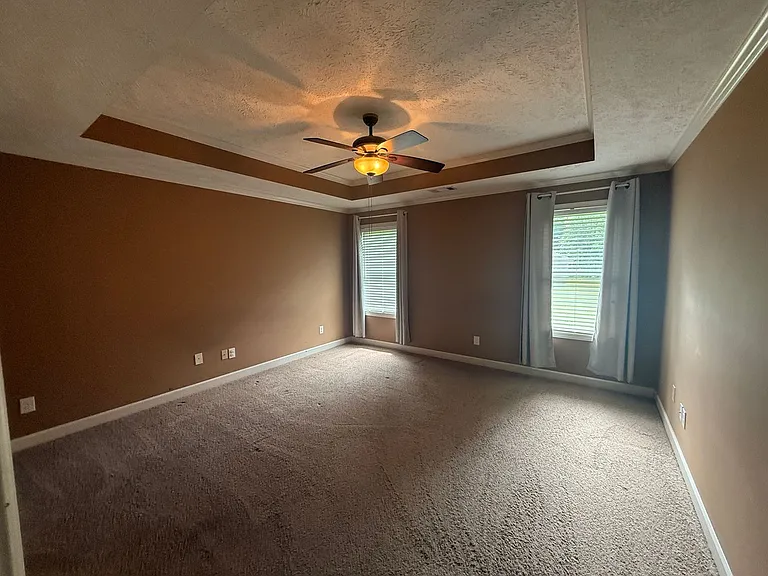 228 Chronicles Dr — Photo 4