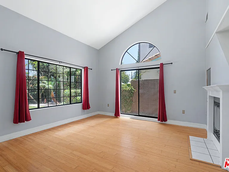3113 Thatcher Ave — Photo 7