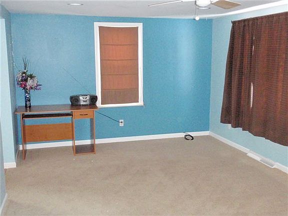 4th image of G3437 Camden Ave