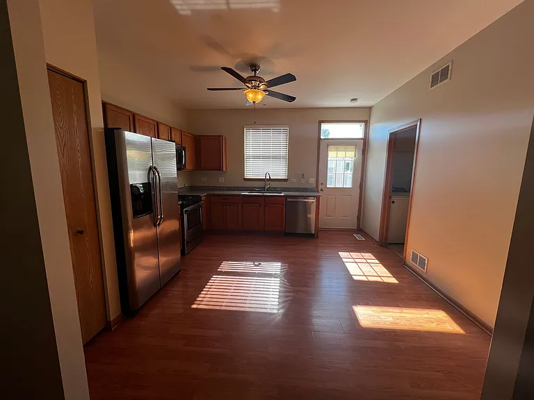2121 Union Mill Dr — Photo 5